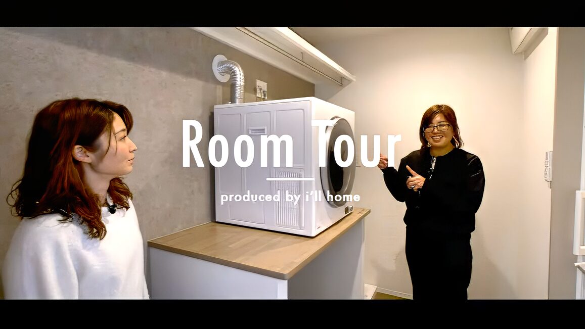 乾太くんのある最強ランドリールーム/ヌックとファミクロで整うグレーで統一されたシンプルスタイルの家